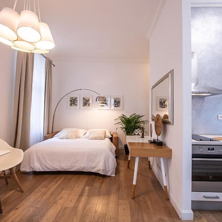 Modern Downtown Apt - Renovated, On Ideal Location 프라하 외부 사진
