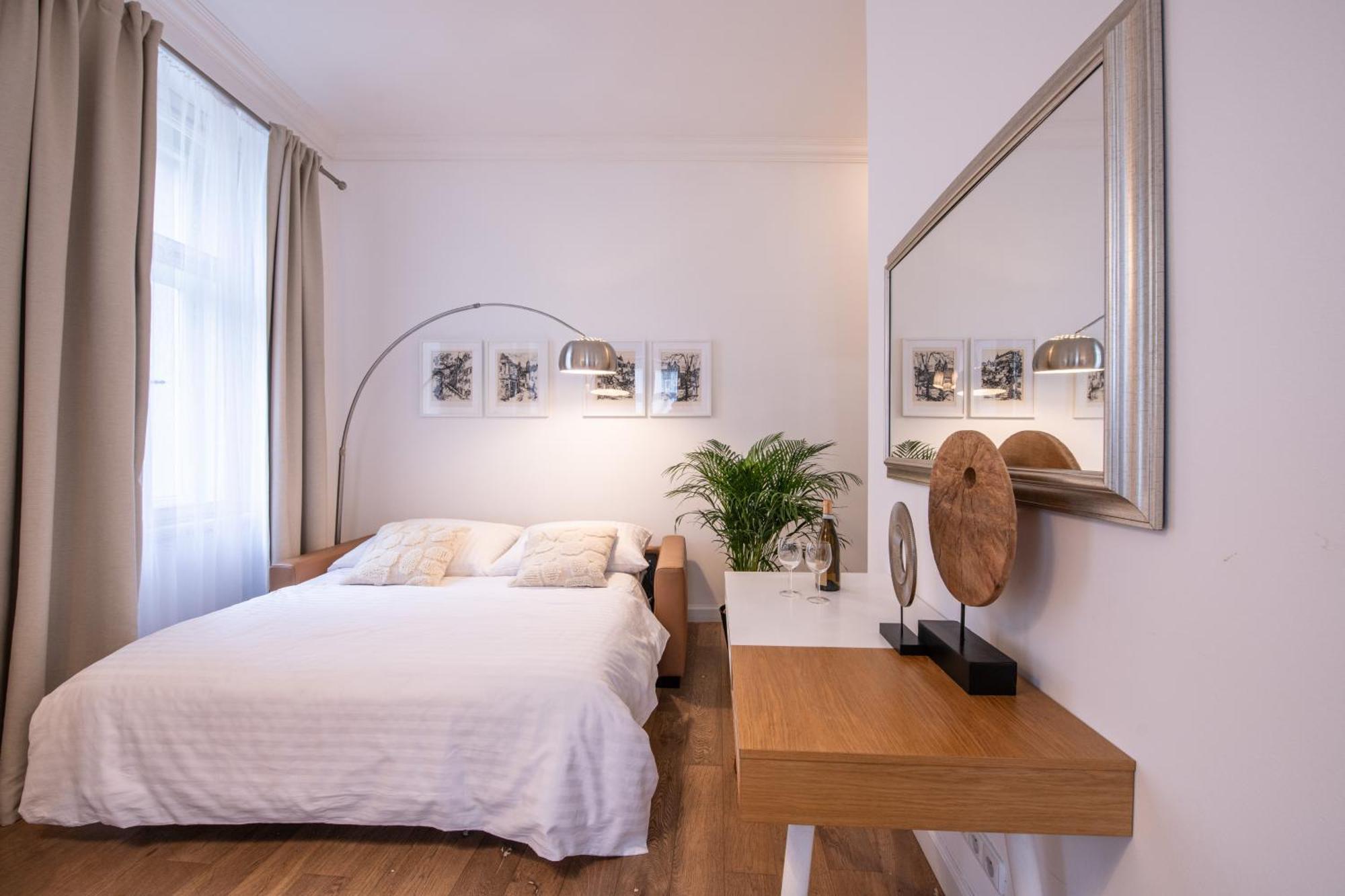 Modern Downtown Apt - Renovated, On Ideal Location 프라하 외부 사진