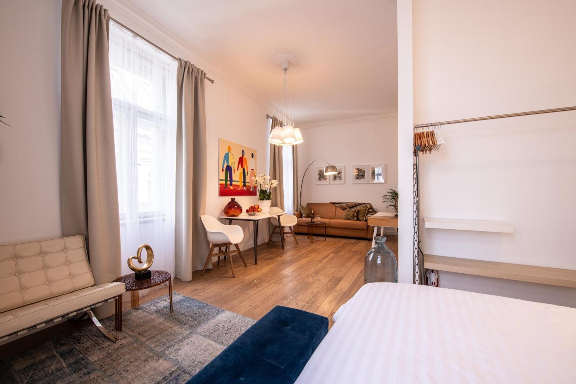 Modern Downtown Apt - Renovated, On Ideal Location 프라하 외부 사진