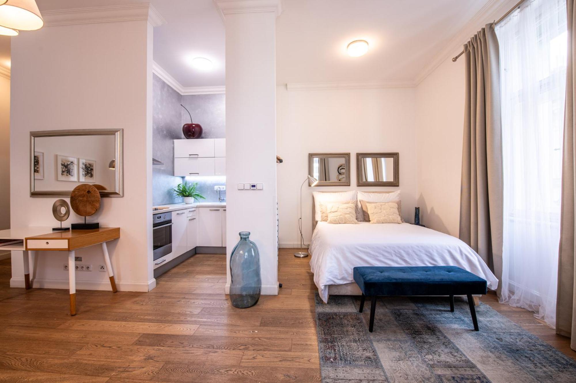 Modern Downtown Apt - Renovated, On Ideal Location 프라하 외부 사진